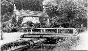 The cottage at the junction of the Nightingale arm, just south of Leawood Aqueduct, was built for the lock keeper but later became a private dwelling, and now sadly a ruin.